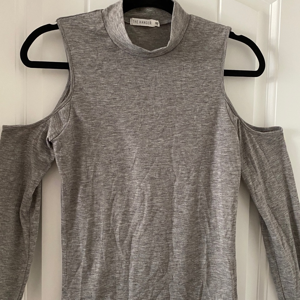 Grey peep shoulder tops